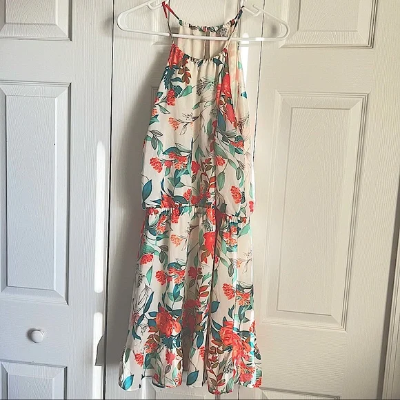 slim fit dress slacks Akira Guess Who Floral Mini Dress main image 1